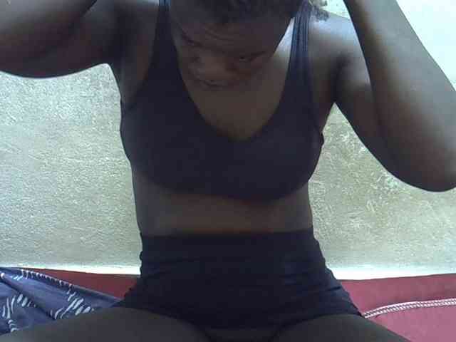 Africanasaucy webcam