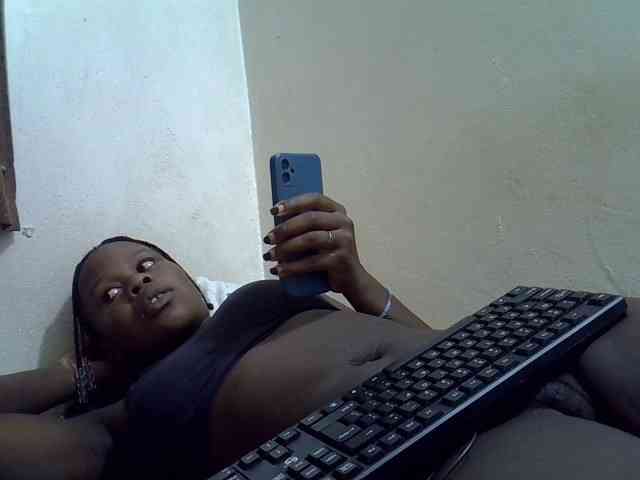 Africanasaucy webcam