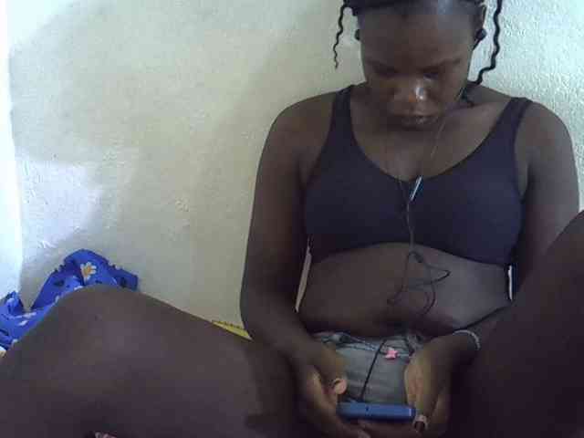 Africanasaucy webcam