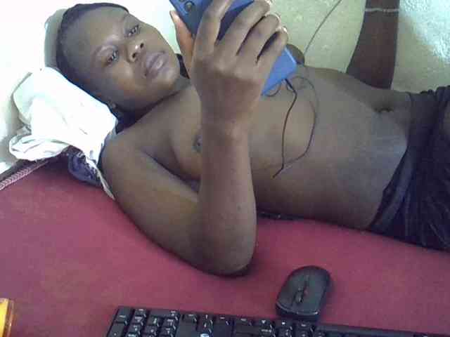 Africanasaucy webcam