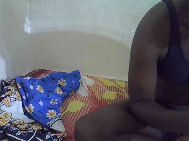 Africanasaucy webcam