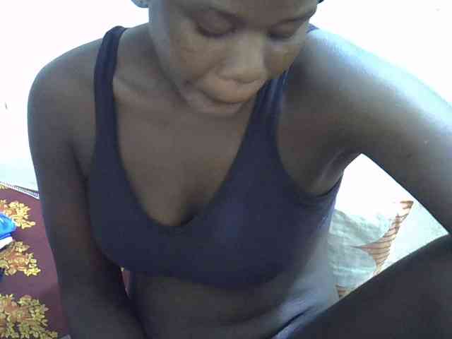 Africanasaucy webcam