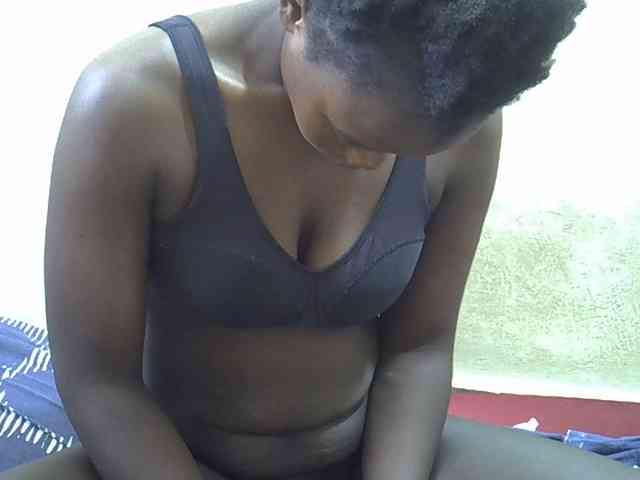 Africanasaucy webcam