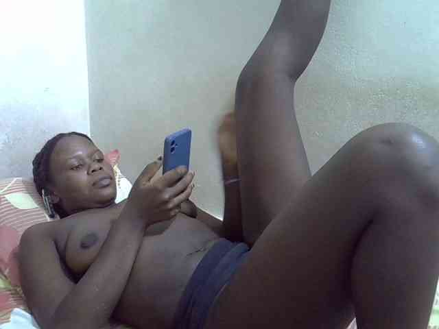 Africanasaucy webcam