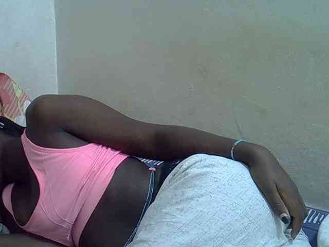 Africanasaucy webcam