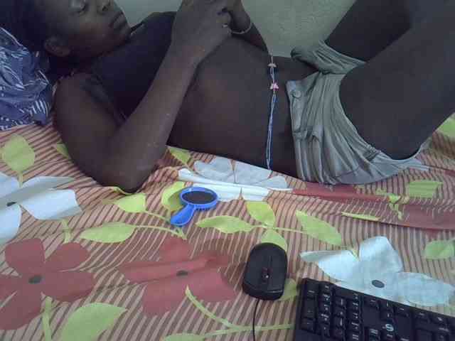 Africanasaucy webcam