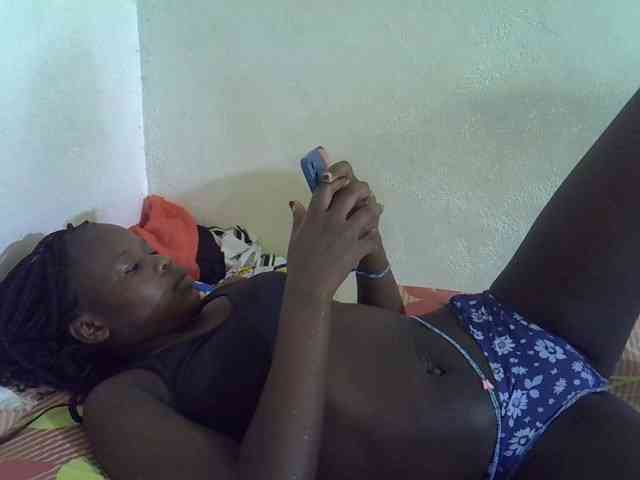 Africanasaucy webcam