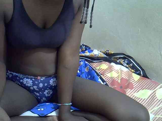 Africanasaucy webcam