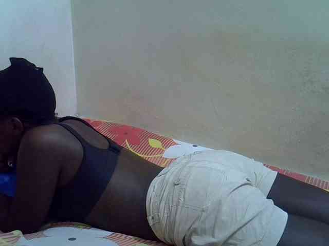 Africanasaucy webcam