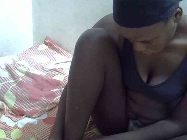 Africanasaucy webcam