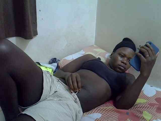 Africanasaucy webcam