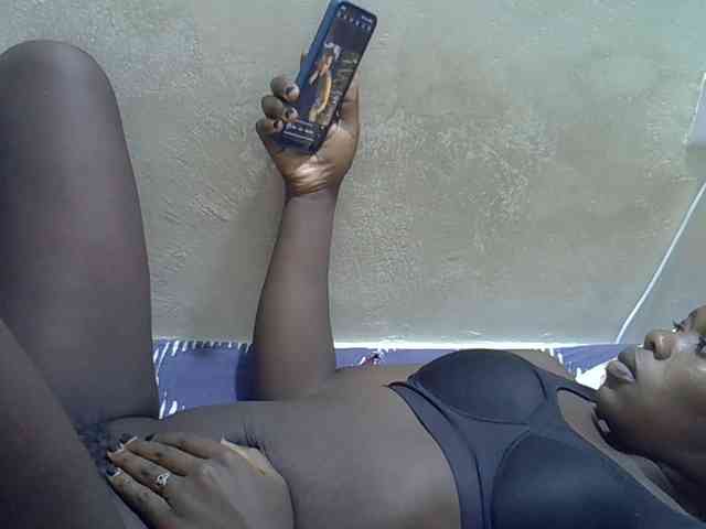 Africanasaucy webcam