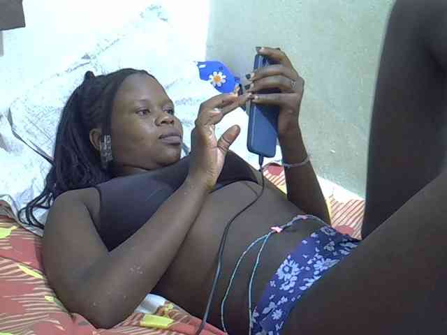 Africanasaucy webcam