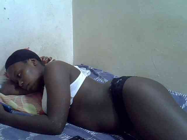 Africanasaucy webcam