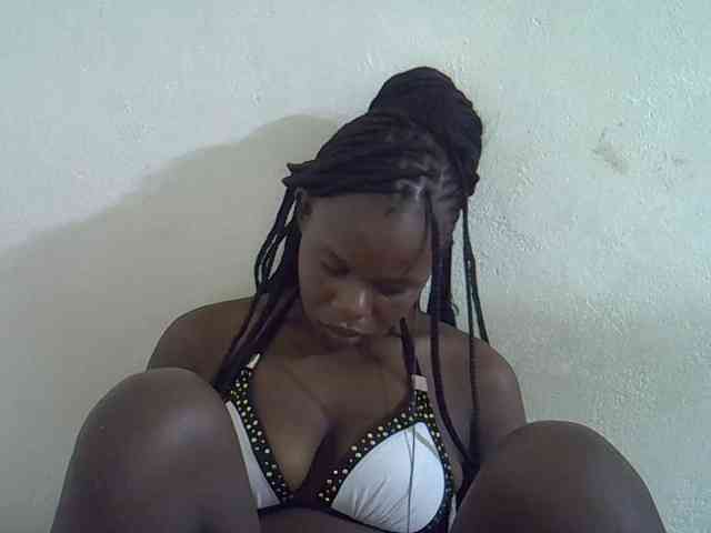 Africanasaucy webcam