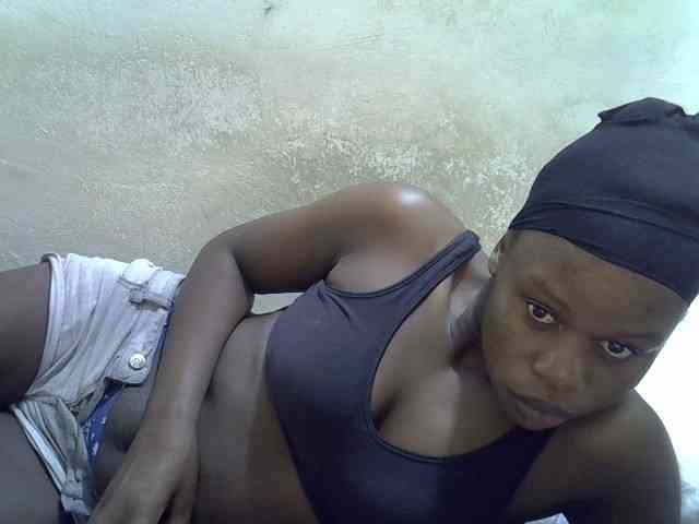 Africanasaucy webcam