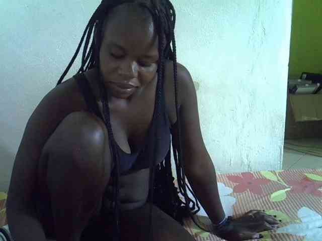 Africanasaucy webcam