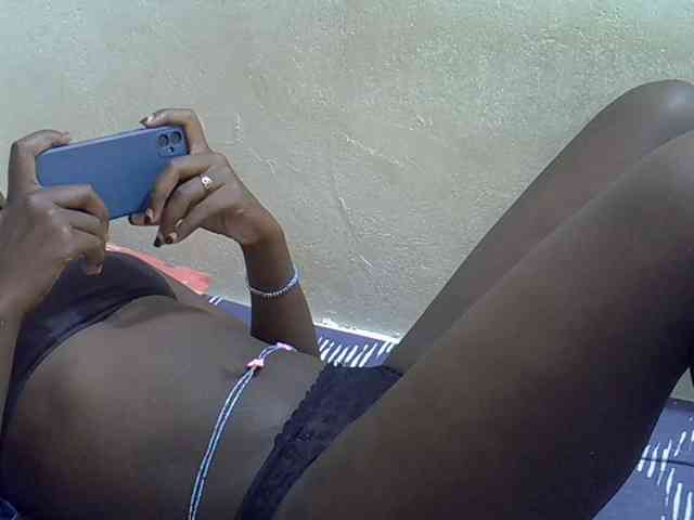 Africanasaucy webcam