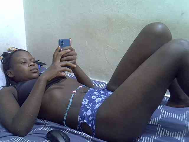 Africanasaucy webcam