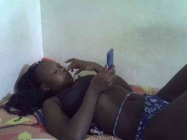 Africanasaucy webcam