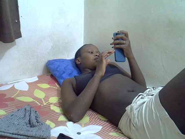 Africanasaucy webcam