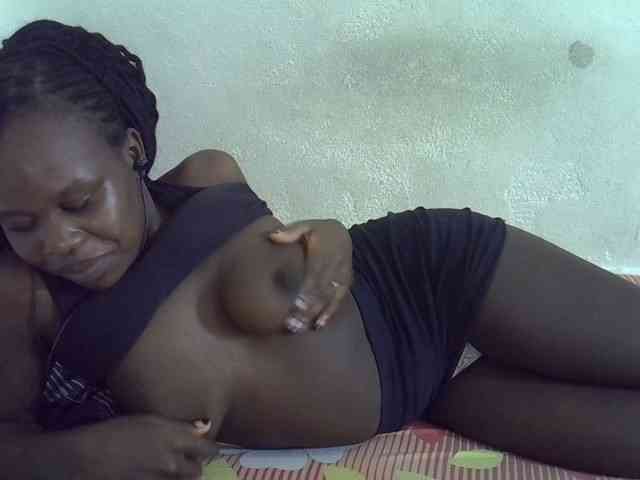 Africanasaucy webcam