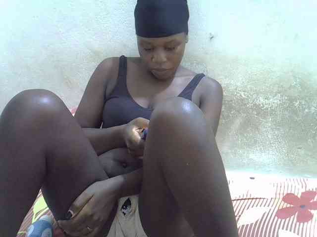 Africanasaucy webcam