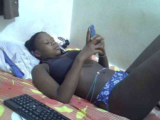 Africanasaucy webcam