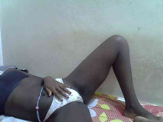 Africanasaucy webcam