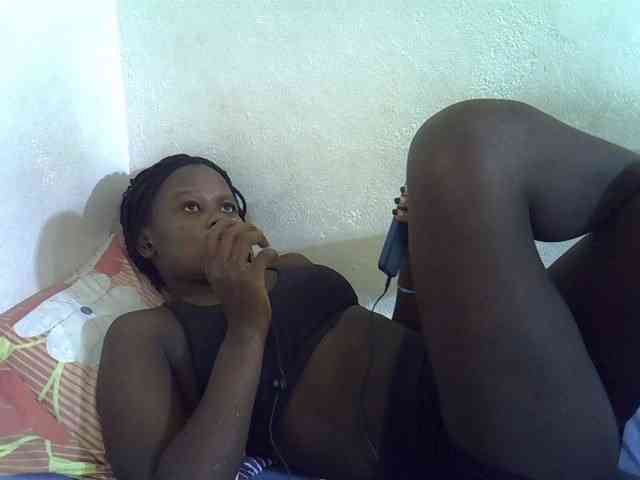 Africanasaucy webcam