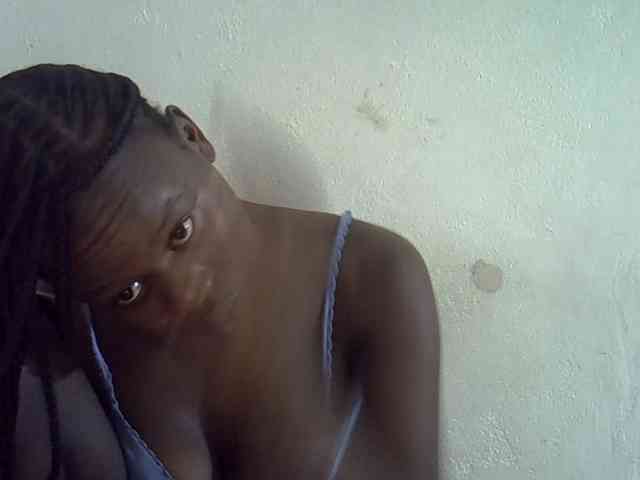 Africanasaucy webcam