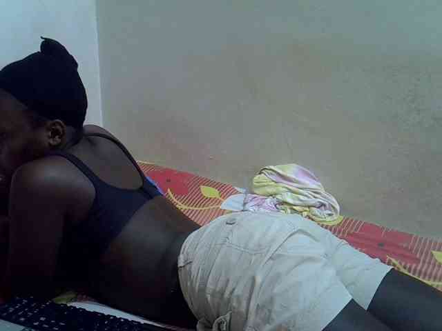 Africanasaucy webcam