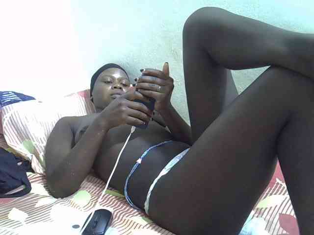 Africanasaucy webcam