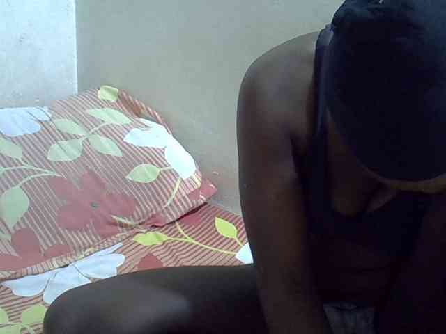Africanasaucy webcam