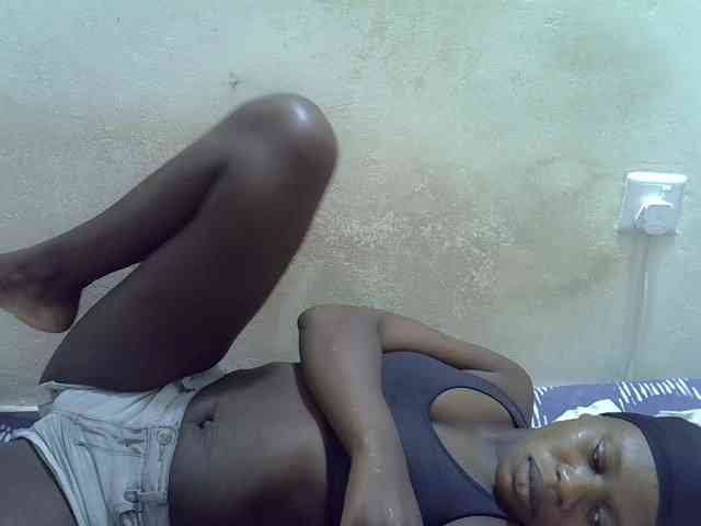 Africanasaucy webcam