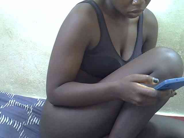 Africanasaucy webcam