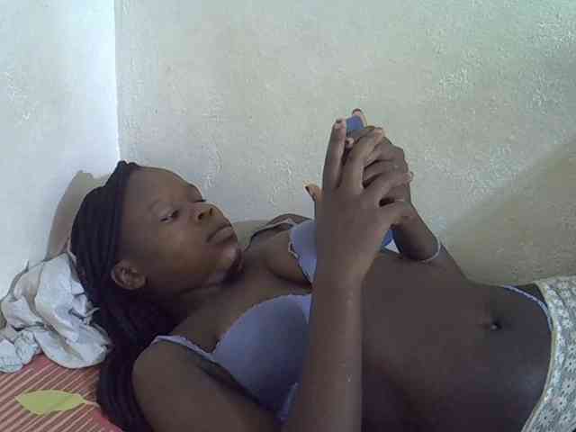 Africanasaucy webcam