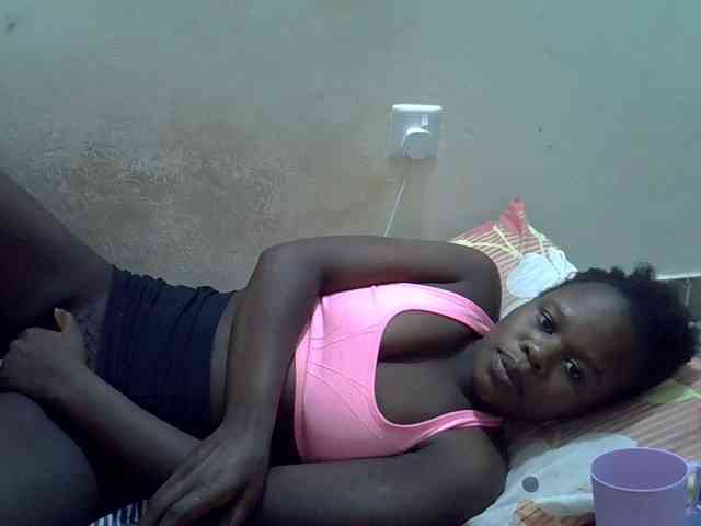 Africanasaucy webcam