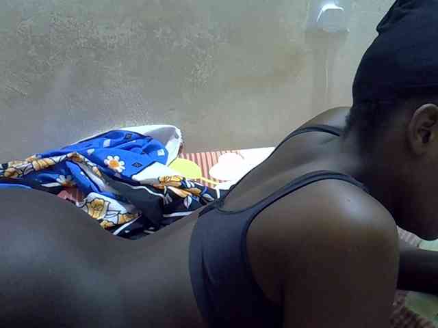 Africanasaucy webcam