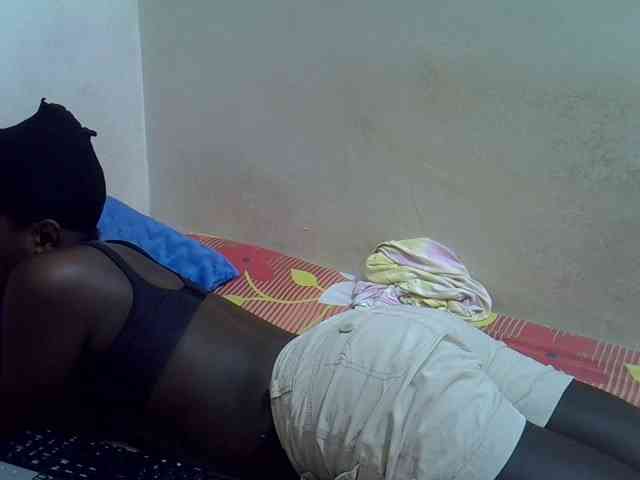 Africanasaucy webcam