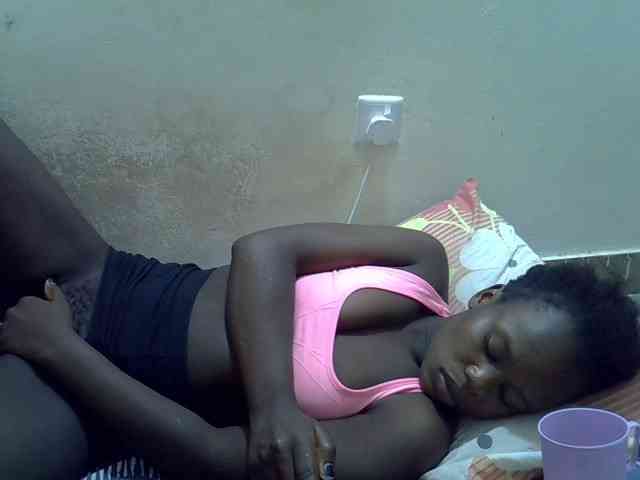 Africanasaucy webcam