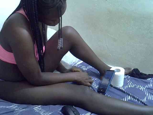 Africanasaucy webcam