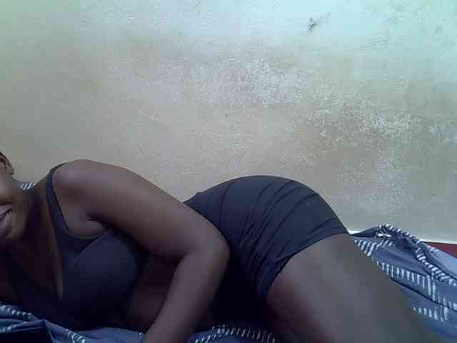 Africanasaucy webcam