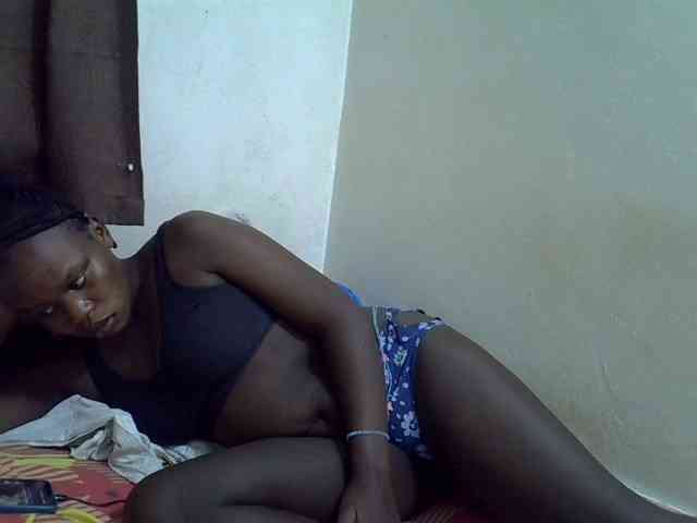 Africanasaucy webcam