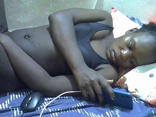 Africanasaucy webcam