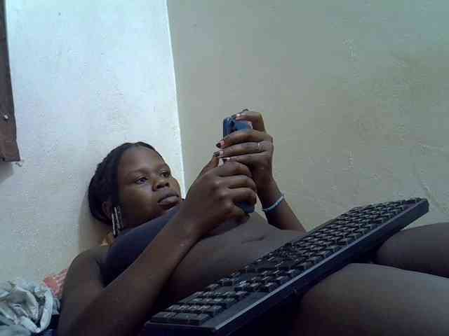 Africanasaucy webcam