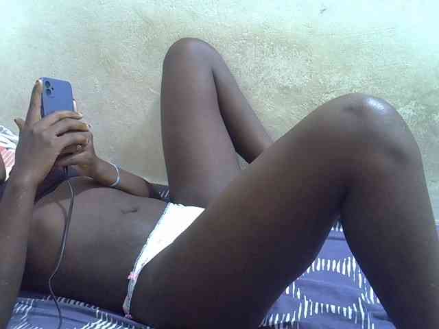 Africanasaucy webcam