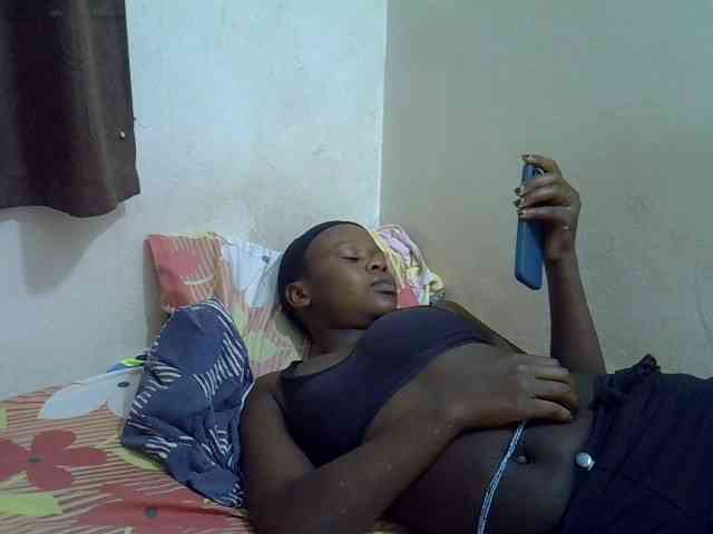 Africanasaucy webcam