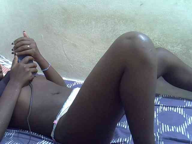 Africanasaucy webcam