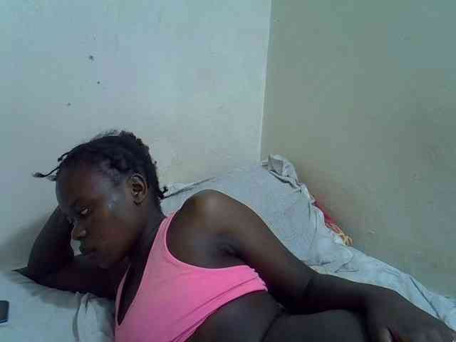 Africanasaucy webcam